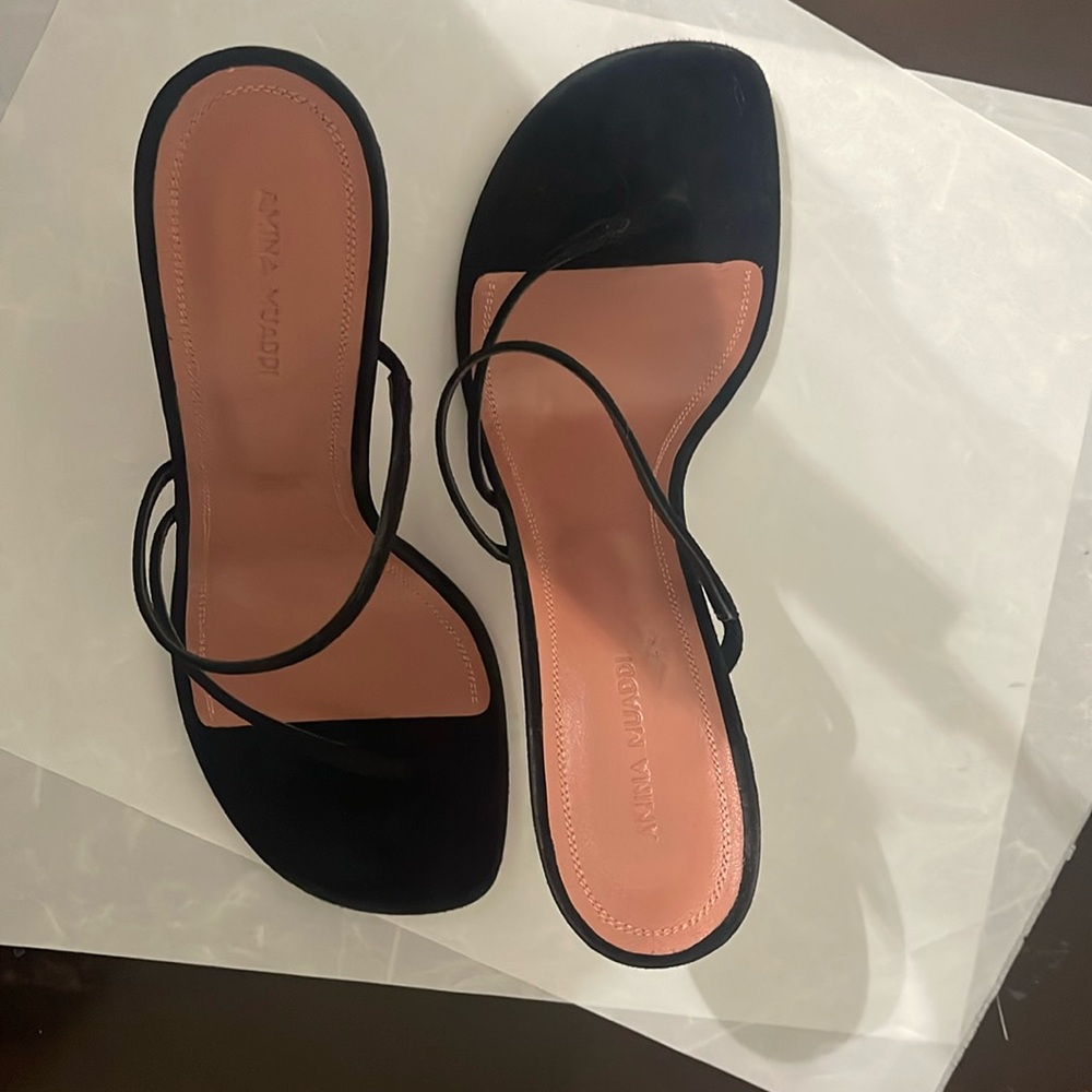 Brand new Amina Muaddi heel